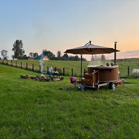 Lesny Zakatek - Mazury - Warmia - Jezioro Dadaj Hébergement de vacances Ramsowo
